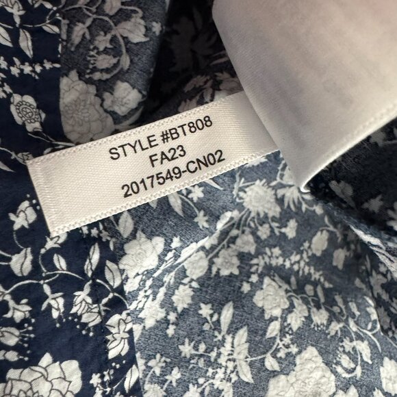 J. Crew Scalloped Popover Top XS Liberty Summer Blooms Fabric Floral TP-3579 - Picture 9 of 9